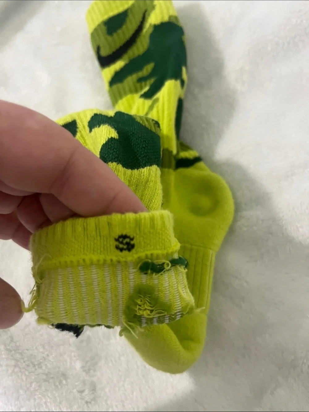 Nike Kids Camouflage Kids Green Socks Size Small